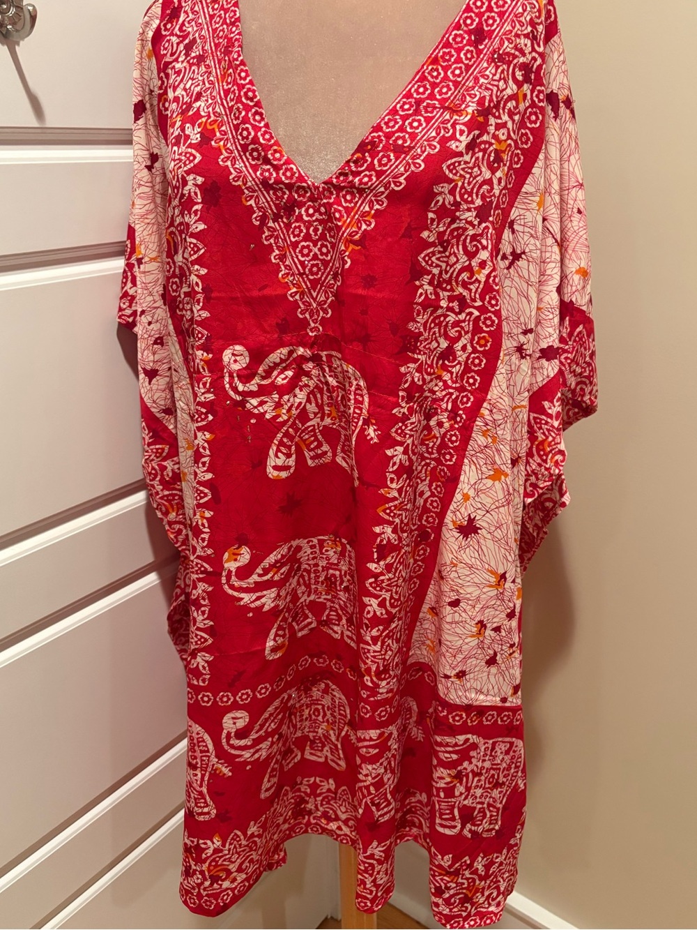 Pearl Red & White Elephant Print w/Silver Beads Kimono/Beach Cover-Up